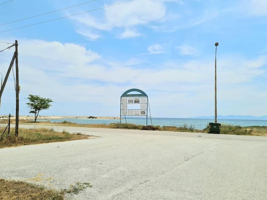 Mom'S Seaside Home Kariani Экстерьер фото