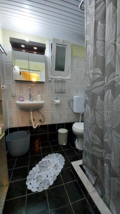 Mom'S Seaside Home Kariani Экстерьер фото